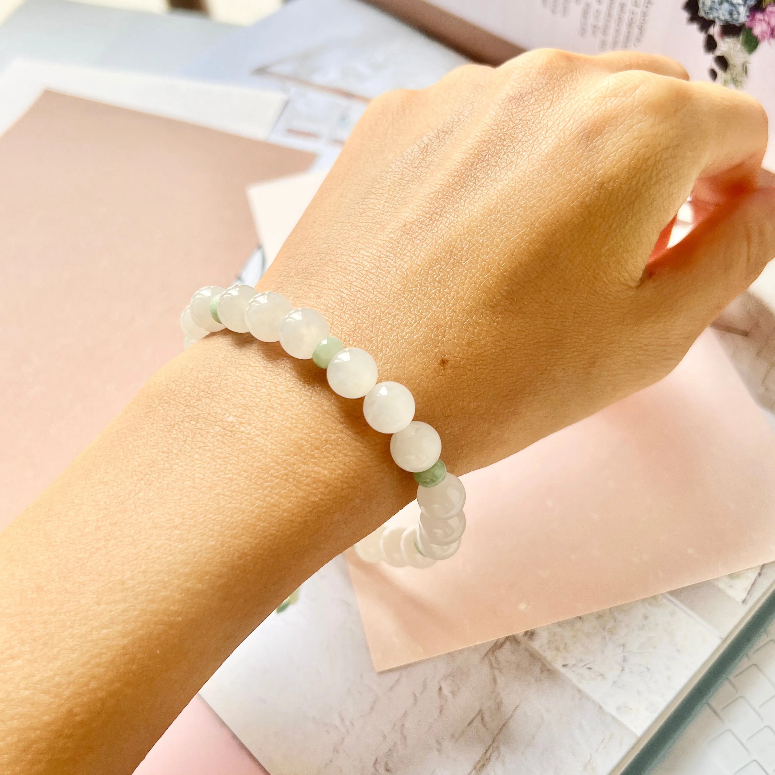 8.4mm A-Grade Natural White and Green Jadeite Beaded Bracelet No.190359