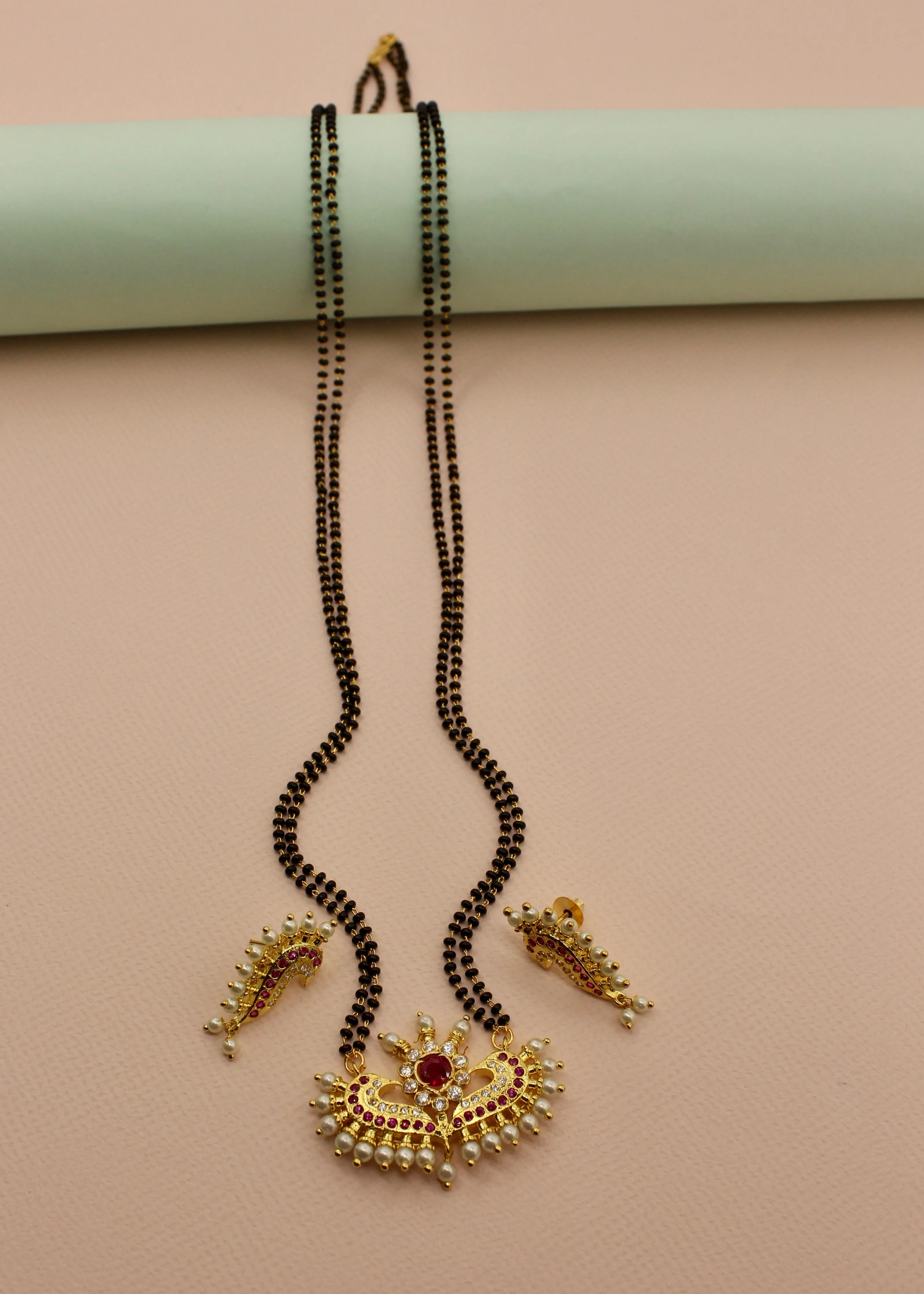 APPEALING MOTI MANGALSUTRA
