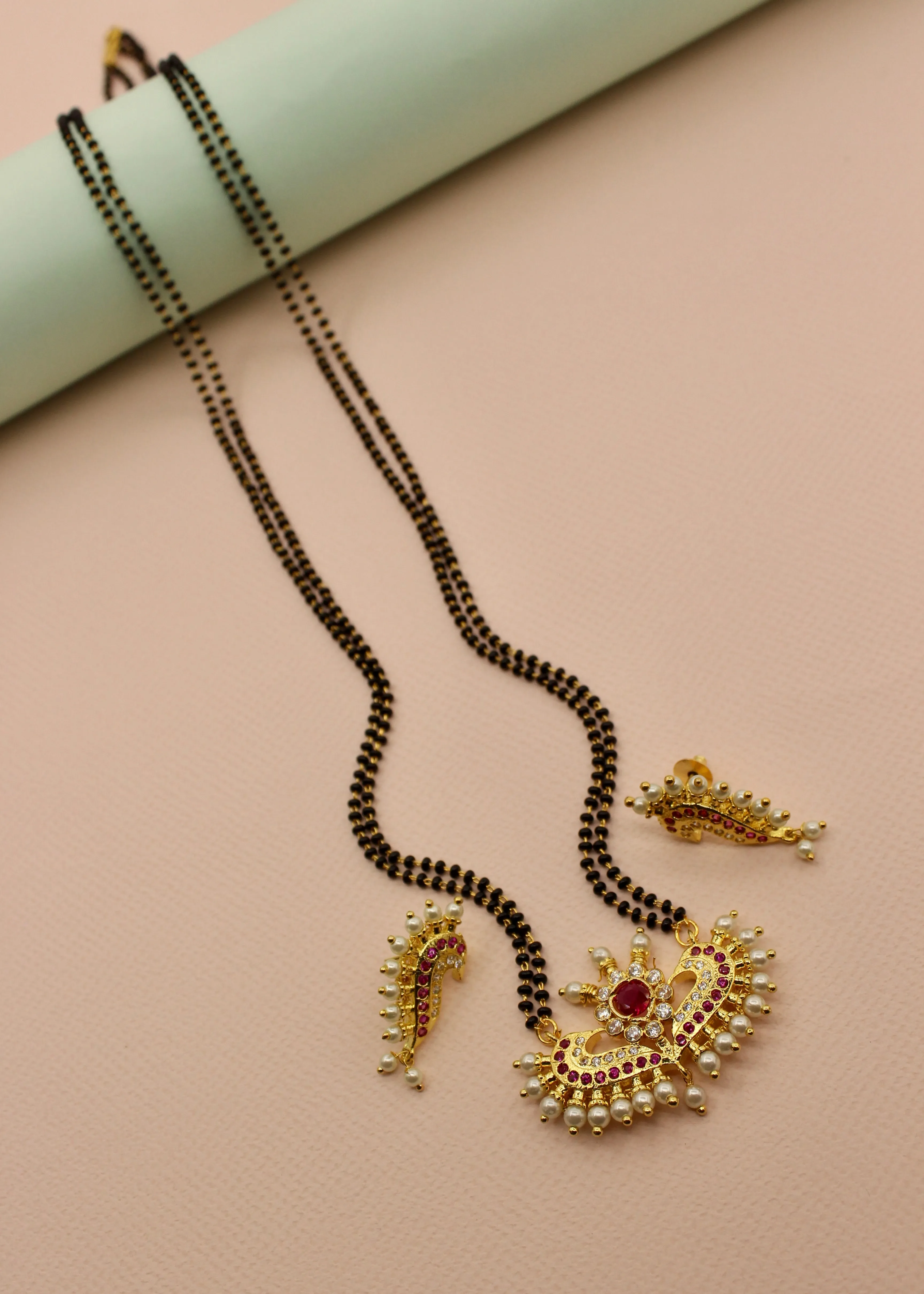 APPEALING MOTI MANGALSUTRA