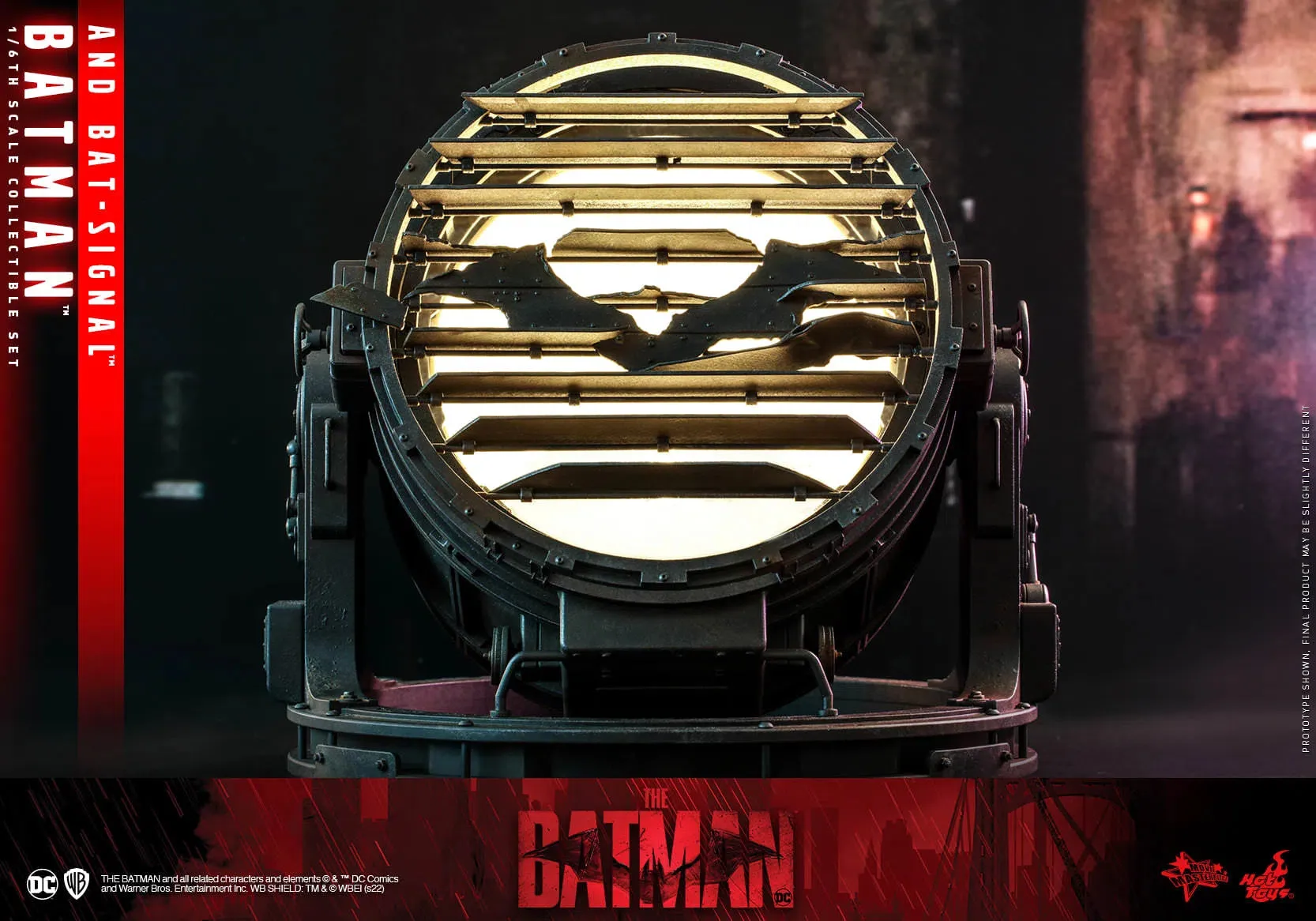 Batman & Bat-Signal Deluxe: The Batman: DC Comics: MMS641