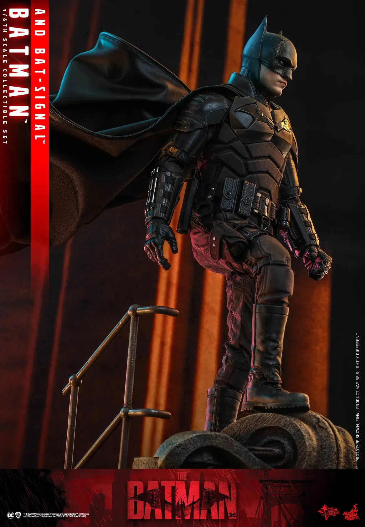 Batman & Bat-Signal Deluxe: The Batman: DC Comics: MMS641