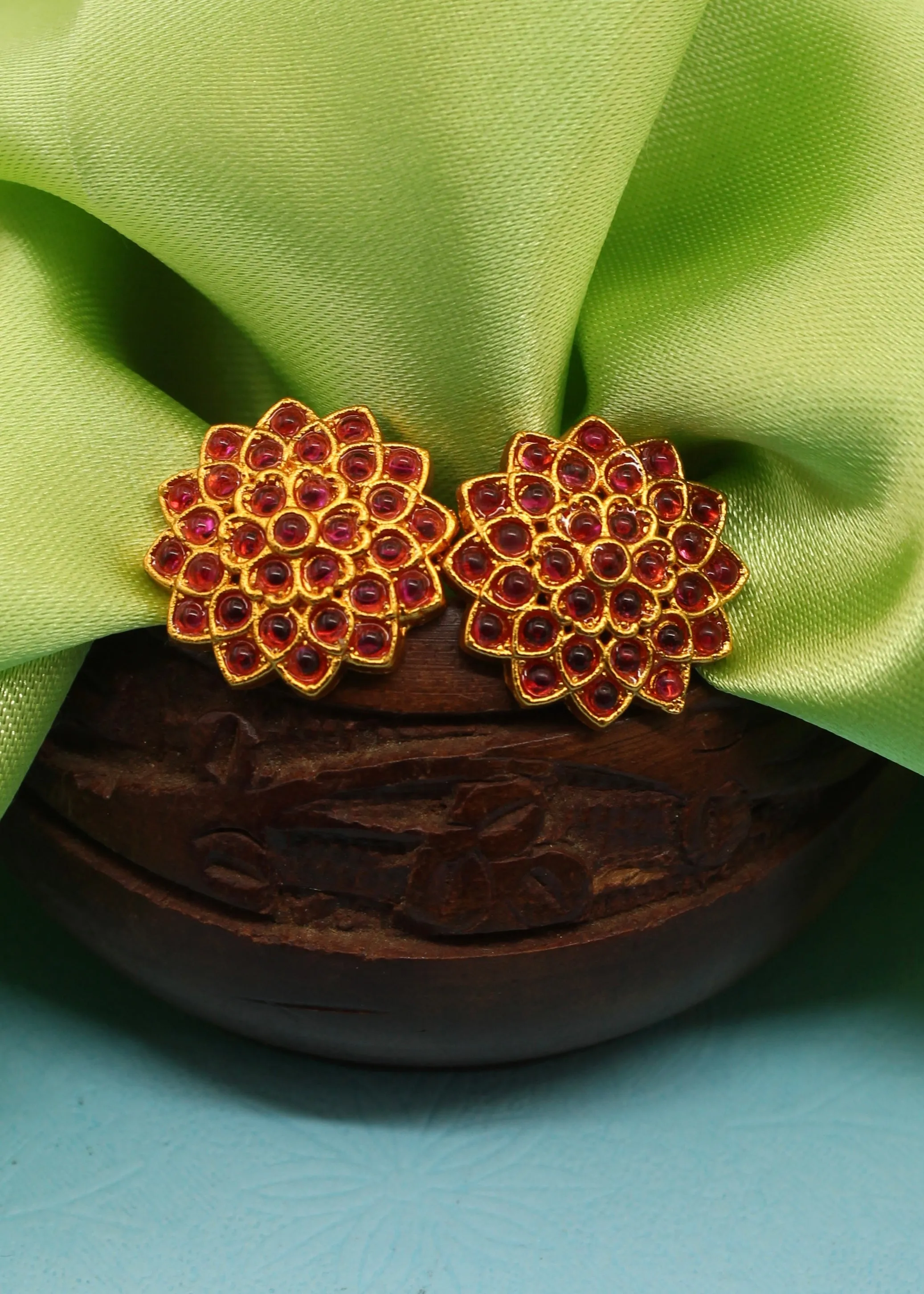 BLOSSOM DESIGNER EAR-STUDS