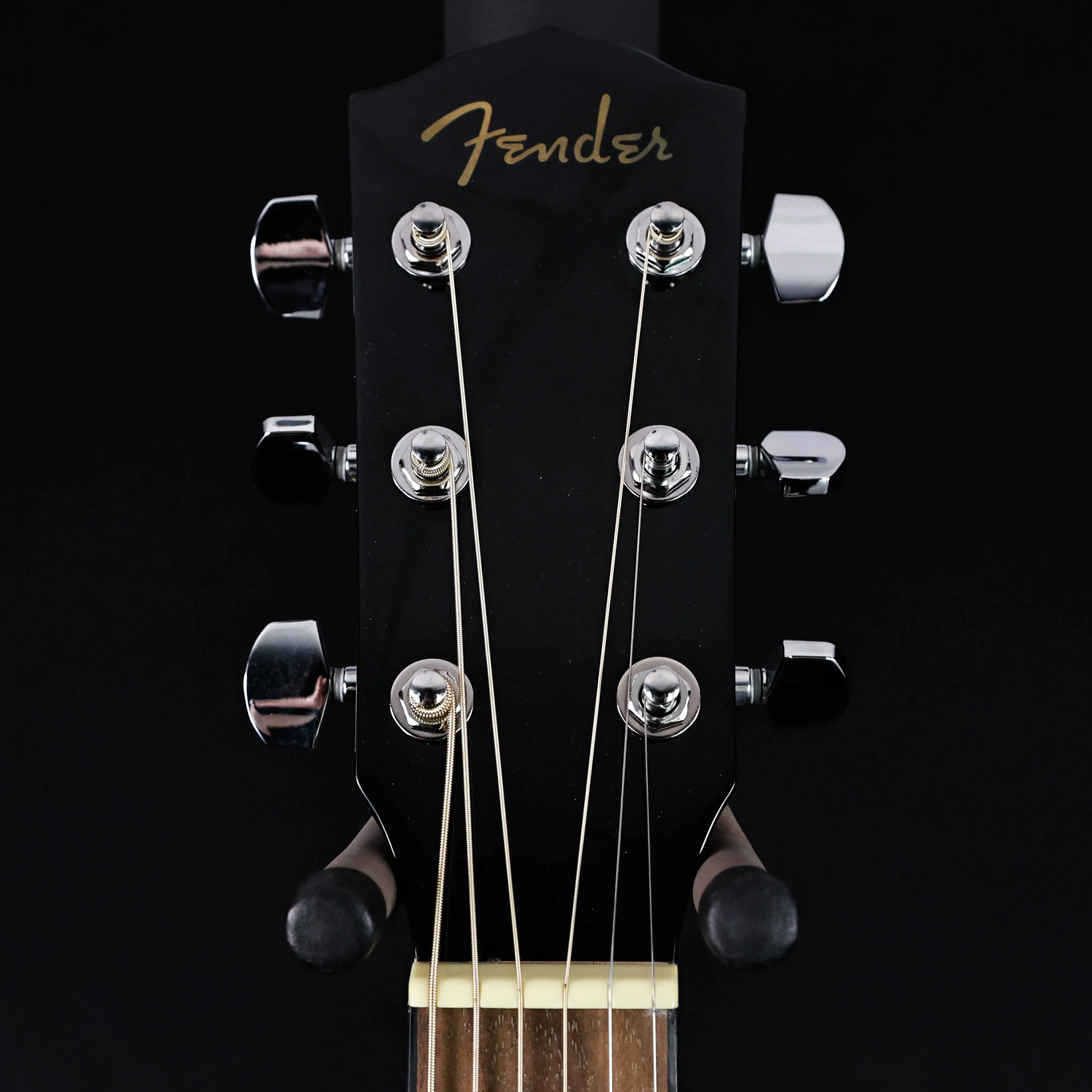 Fender CC-60SCE Concert, Walnut Fb, Black 4lbs 2.8oz