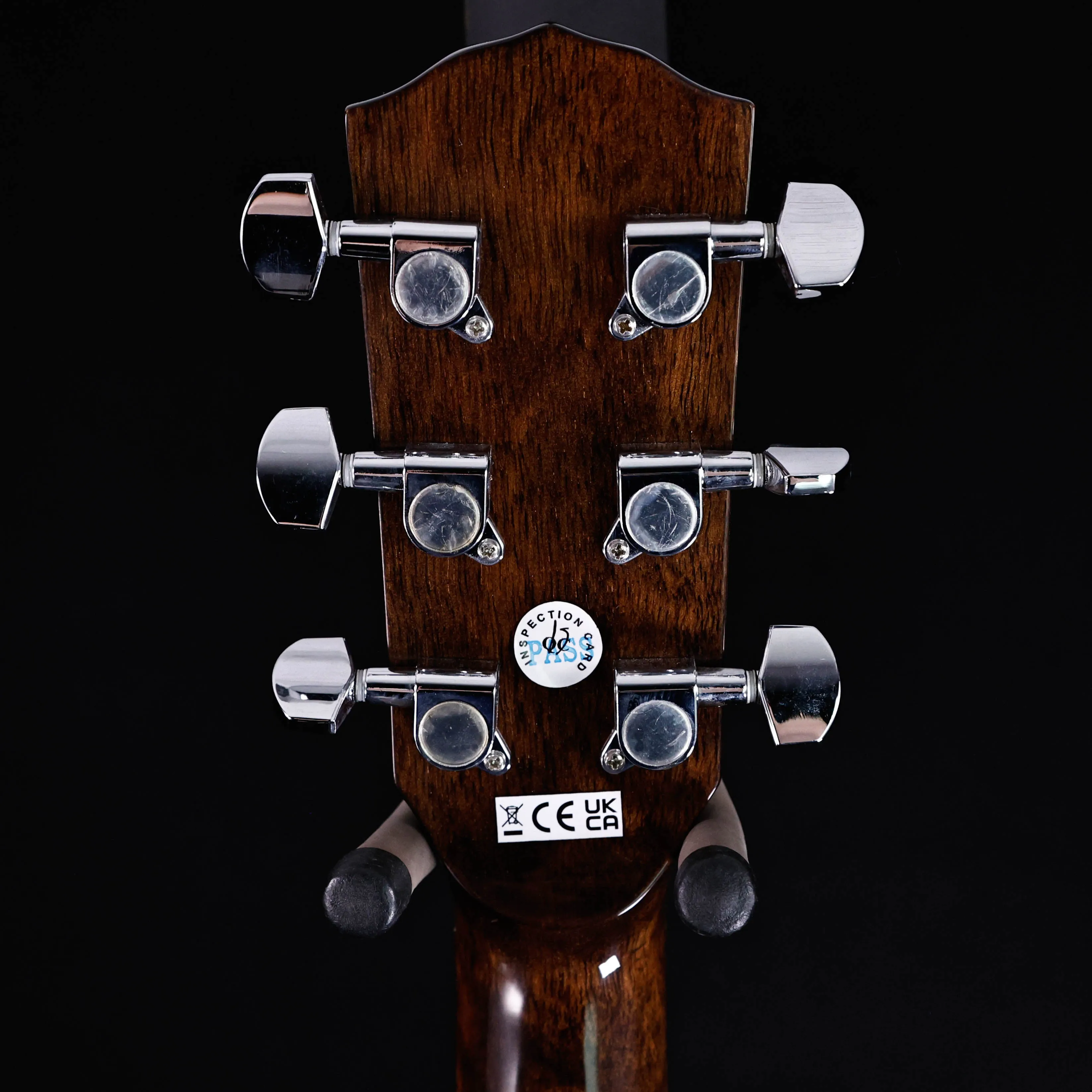 Fender CC-60SCE Concert, Walnut Fb, Natural 4lbs 2.7oz