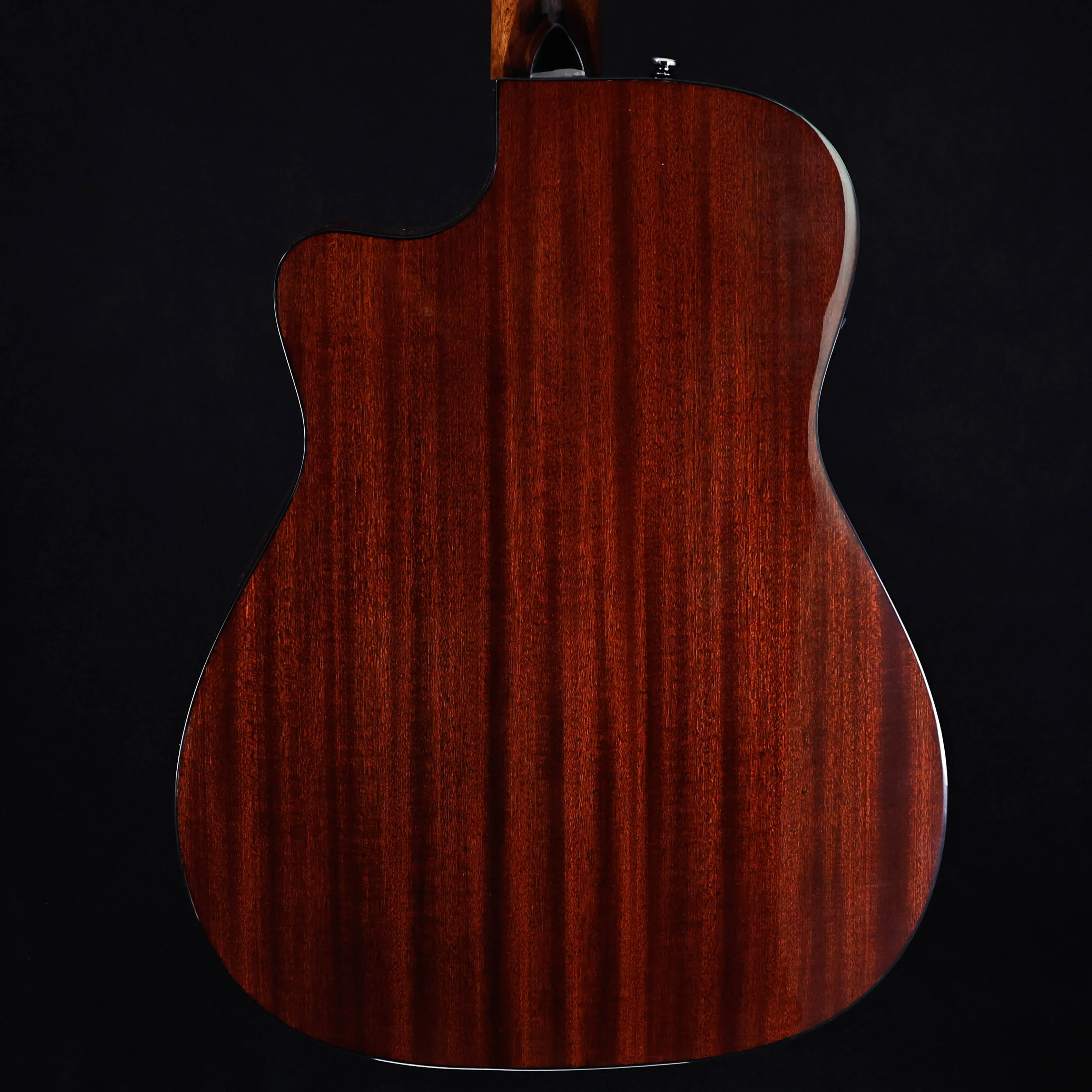 Fender CC-60SCE Concert, Walnut Fb, Natural 4lbs 4.8oz