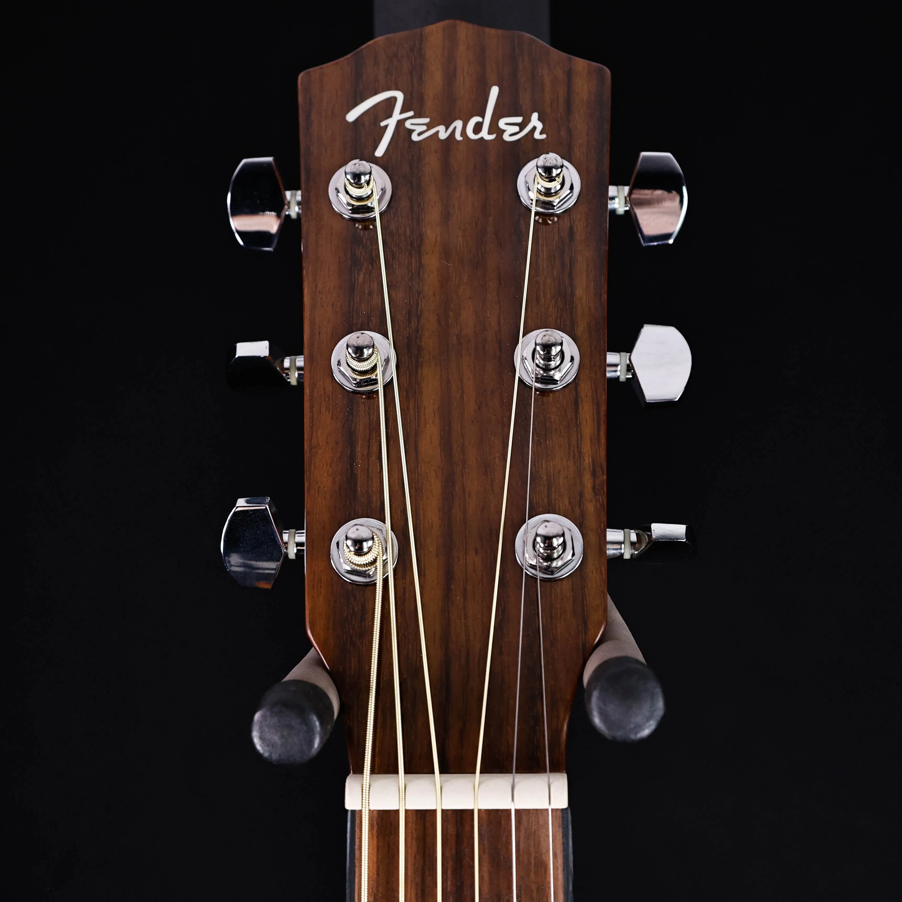 Fender CD-140SCE Dreadnought, Walnut Fb, Natural w/case 4lbs 8.4oz