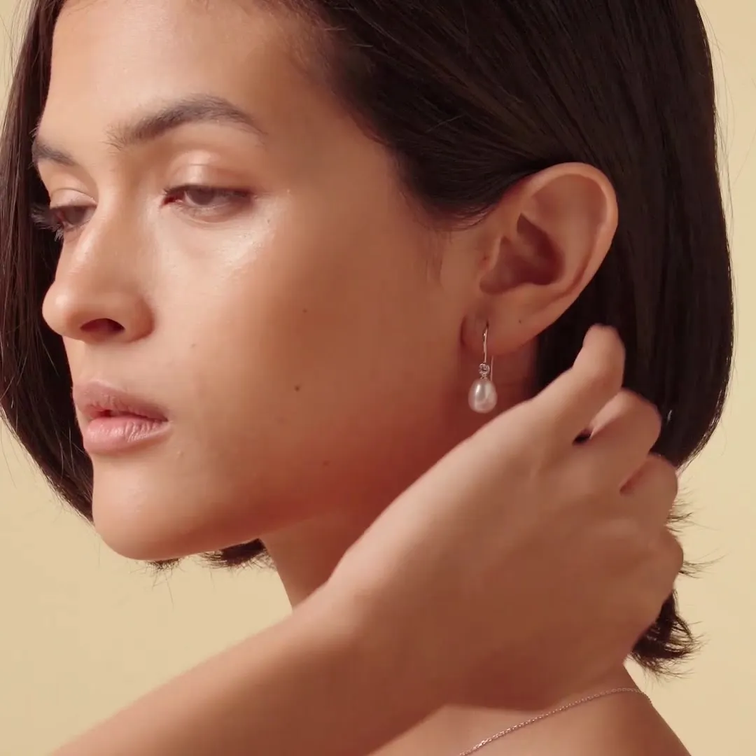 Pearl Drop Earrings - Karin