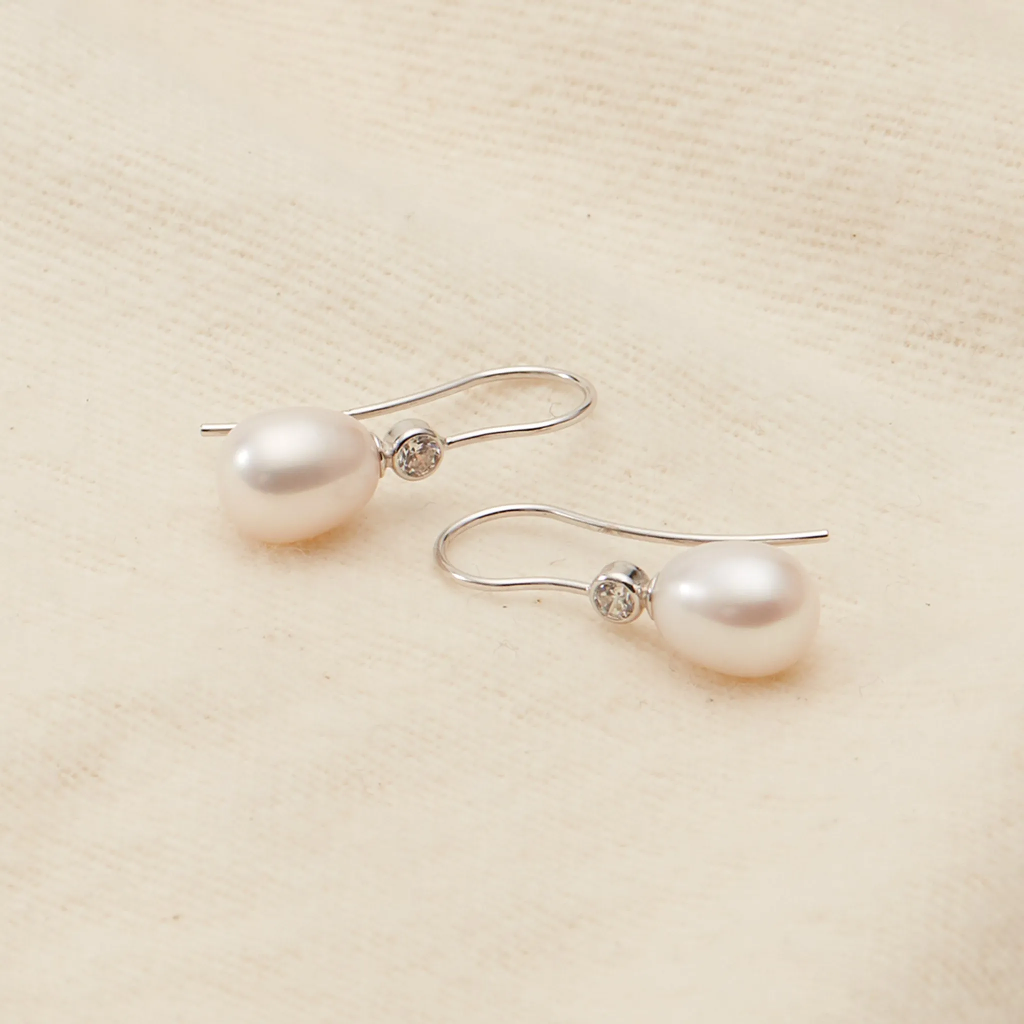 Pearl Drop Earrings - Karin