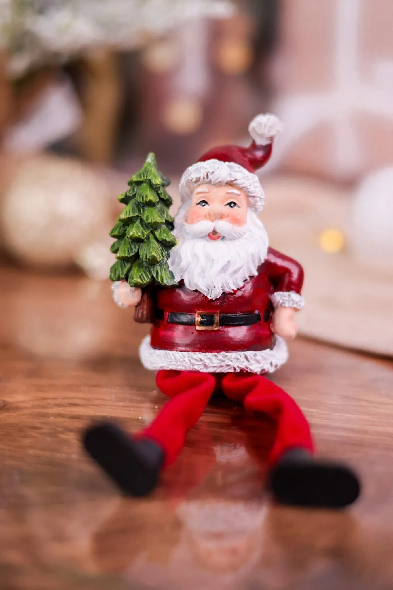 Resin Sitting Santa Figurine (2 Styles) FINAL SALE