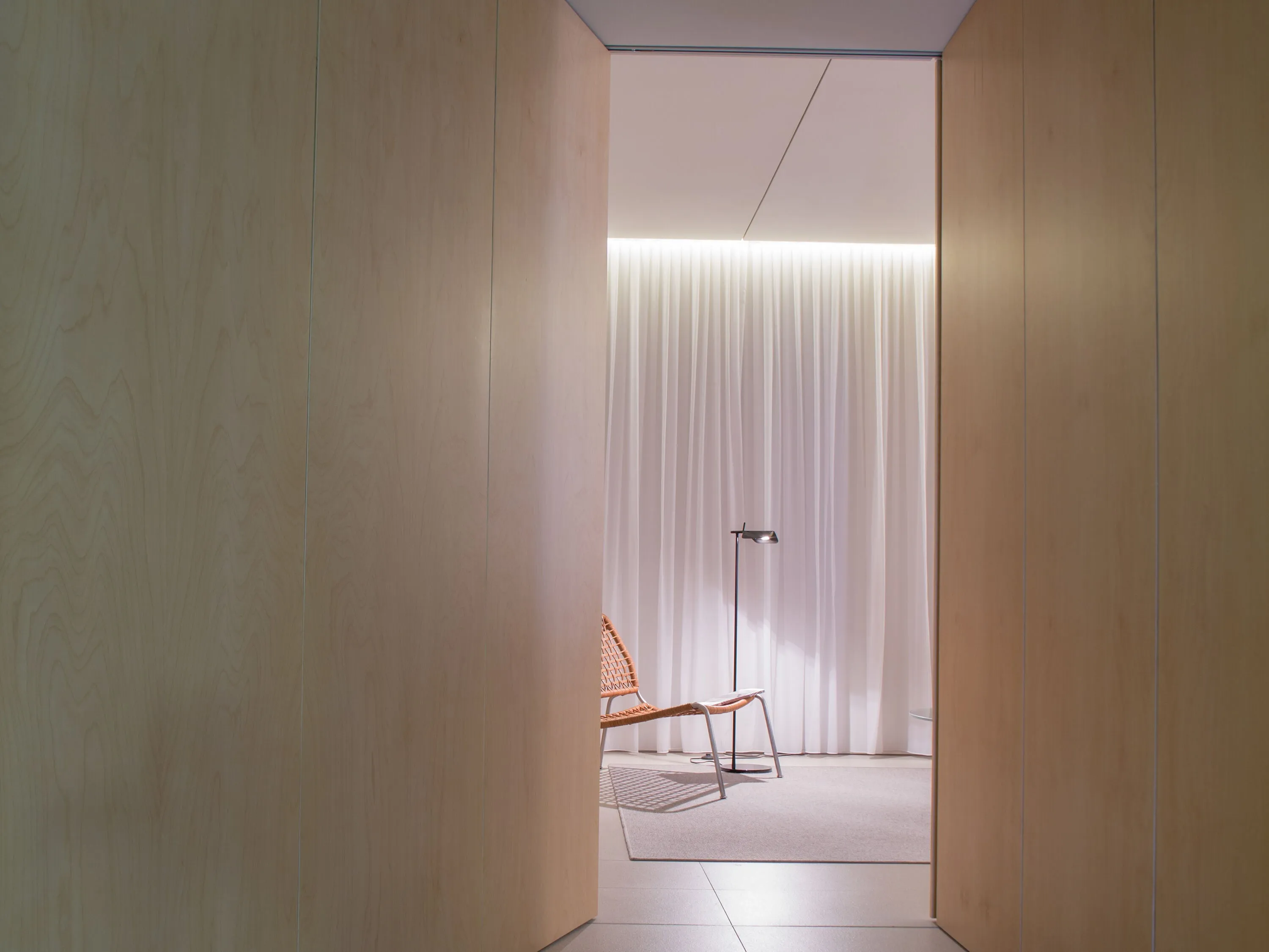 The Tab Table/floor lamp Italy postmodern design