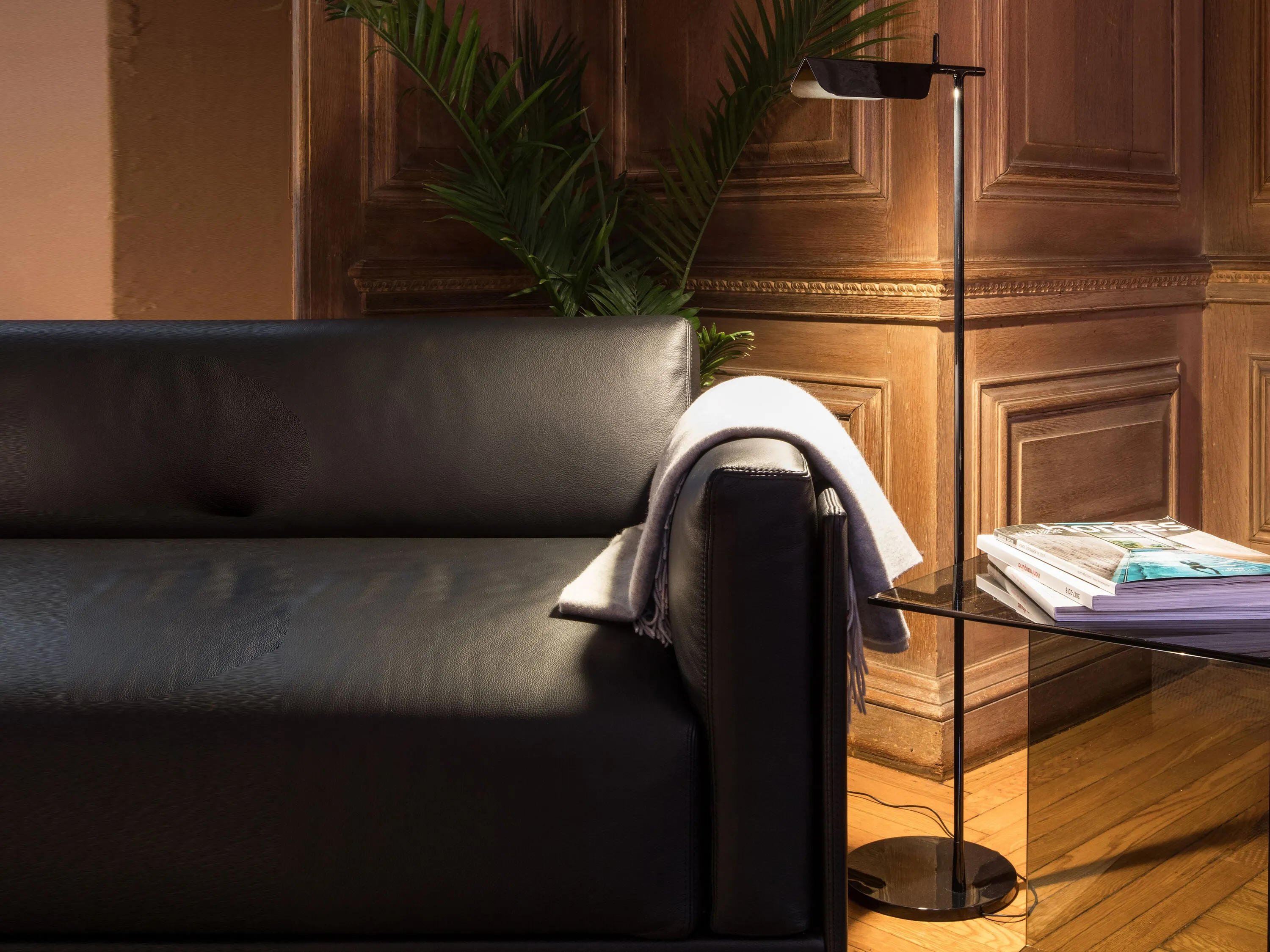The Tab Table/floor lamp Italy postmodern design
